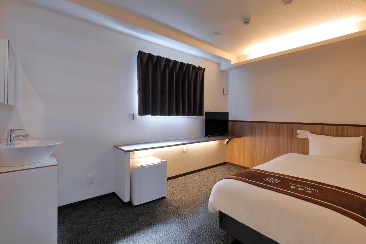 Ostay Namba Minami Hotel Toyotomi Skybird Osaka Exteriör bild